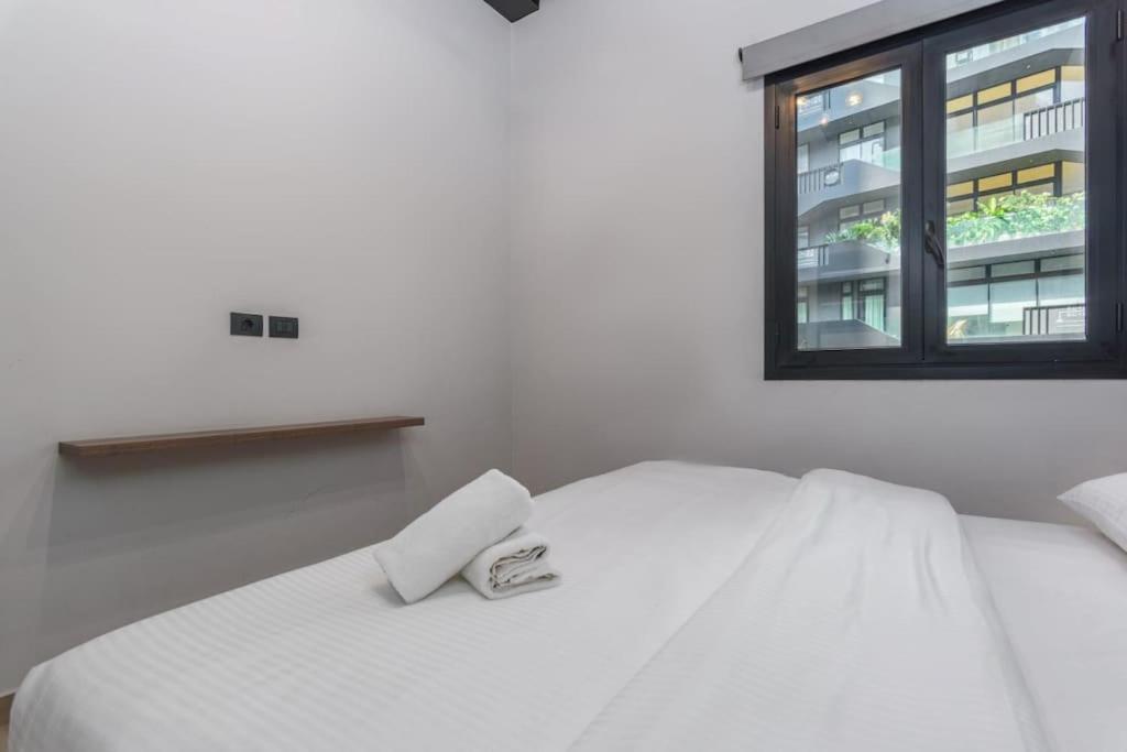 Al Amine - 202, 1-br In Mar Mikhael Apartment Beirut