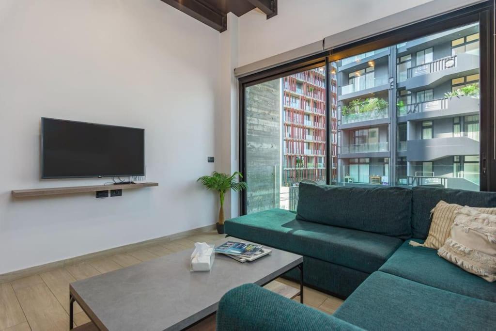 Al Amine - 202, 1-br In Mar Mikhael Apartment Beirut